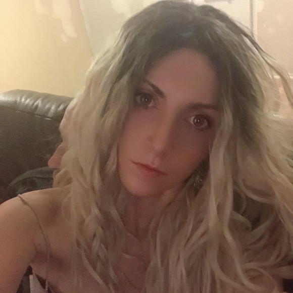 Meet your Posher, Caitielynn - Picture 1 of 1